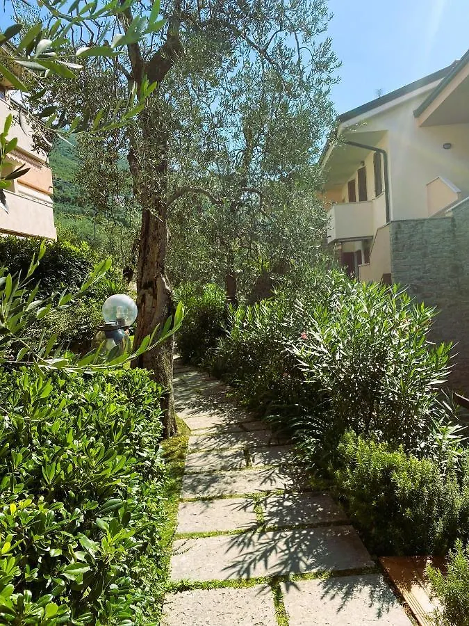 Le Vele Beth'S House Apartment Brenzone sul Garda Italy